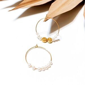 Pearl hoop earrings R619